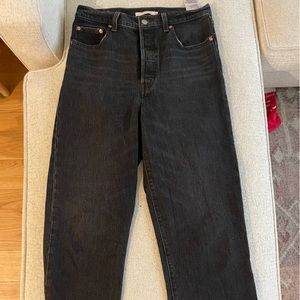 Levi’s Ribcage Straight Ankle Jeans